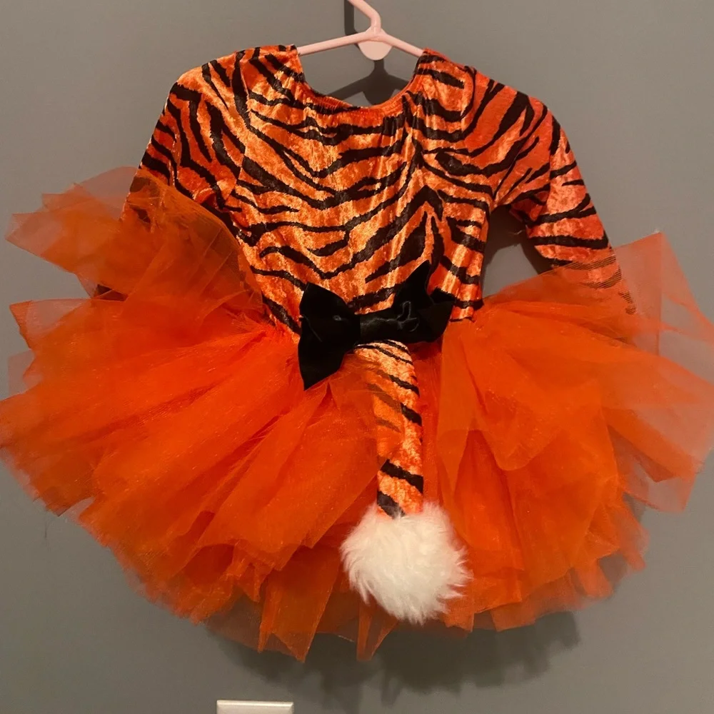 Tiger leotard‎ tutu 12-18 month